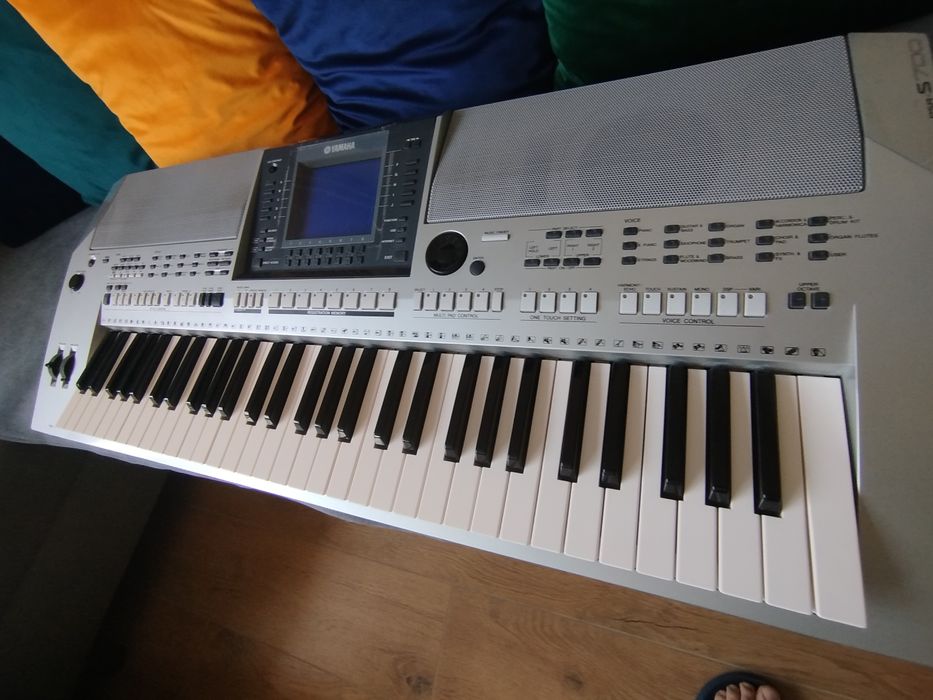 Yamaha s700 keyboard