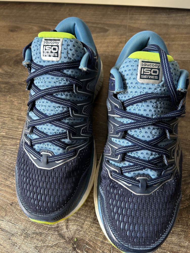 Кросівки Saucony  hurricane Iso 5 p24 розмір.