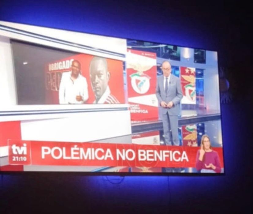 TV Samsung 75 polegadas Sem suporte de apoio