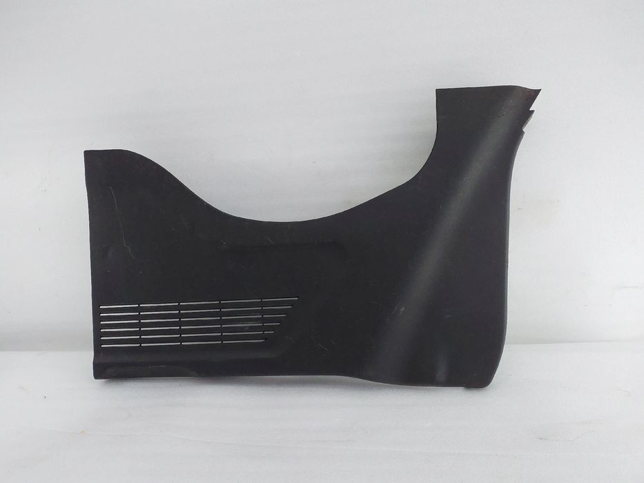 Forra porta / quartela trás direita PEUGEOT Partner (K9)