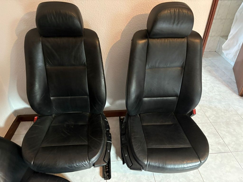 Bancos e quartelas BMW E46