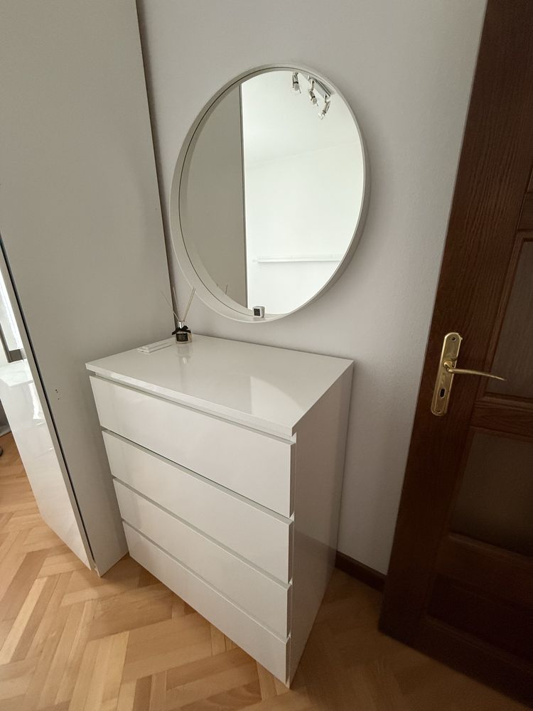 Ikea komoda Malm 4 szuflady biala połysk
