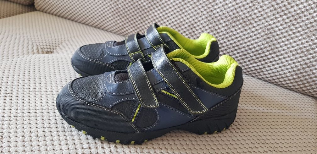 Buty chłopięce Smart fit r. 36