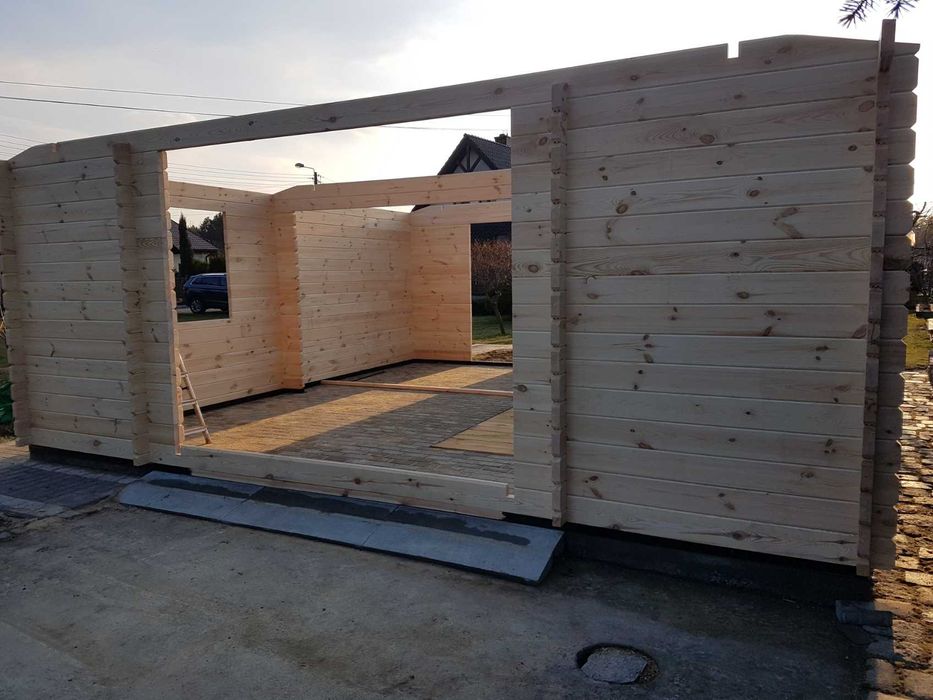 Garaż drewniany domek gosp od19,8m2 ściana z litego drewna gr od 44mm