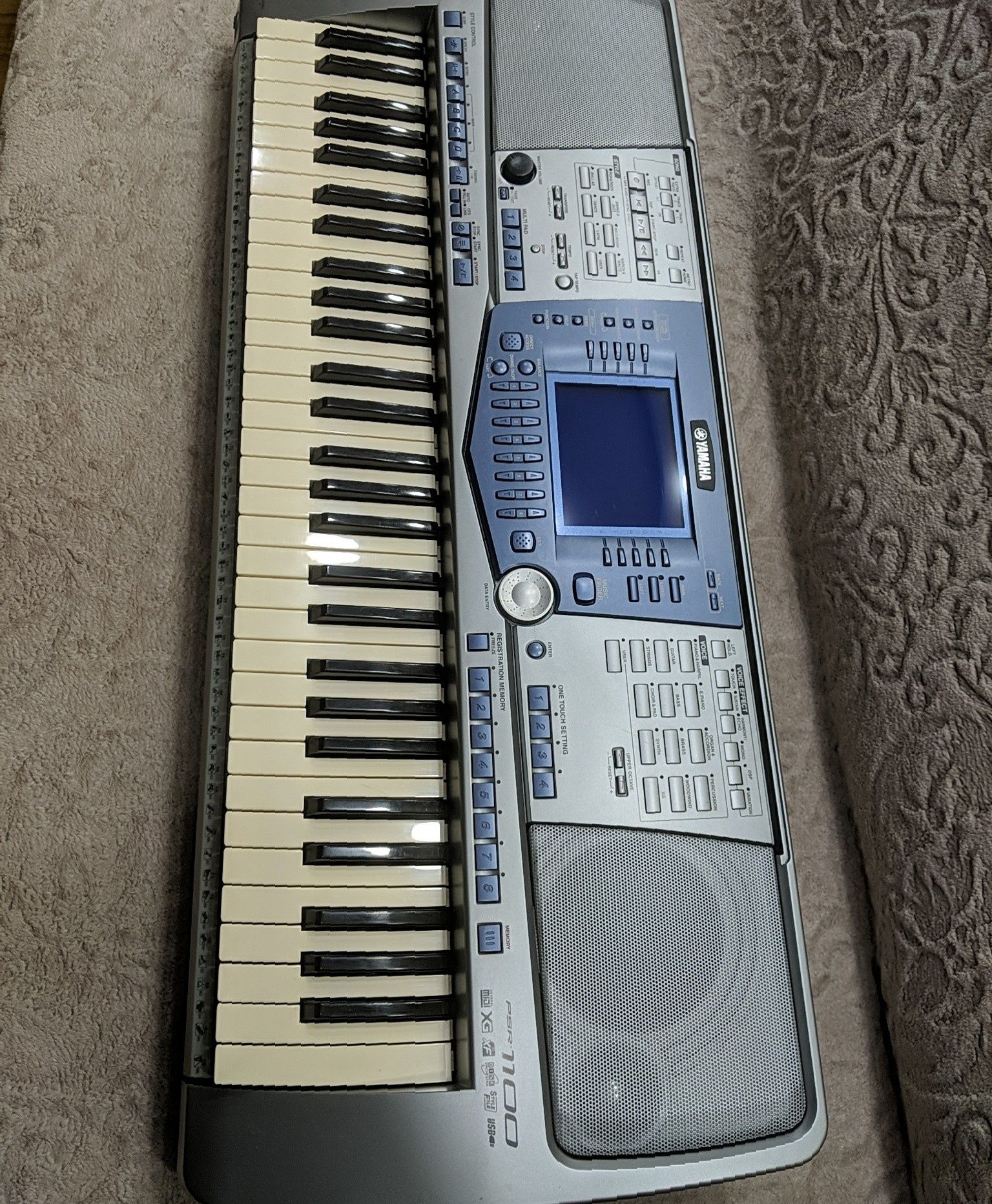 Yamaha psr 1100, синтезатор, клавиша.