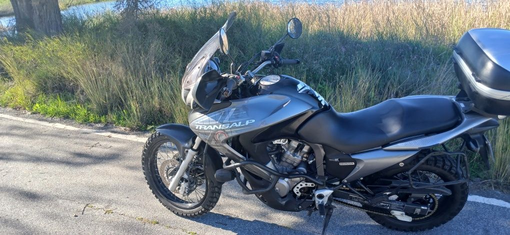 Honda Transalp 700