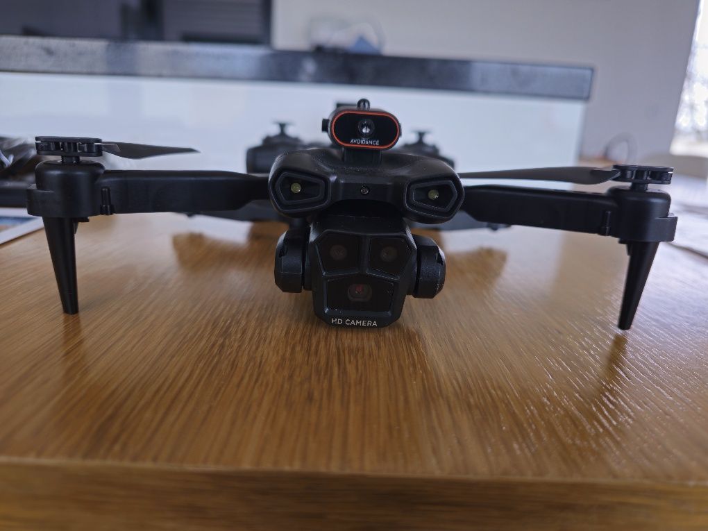 Drone H12, Triple câmera 8K.