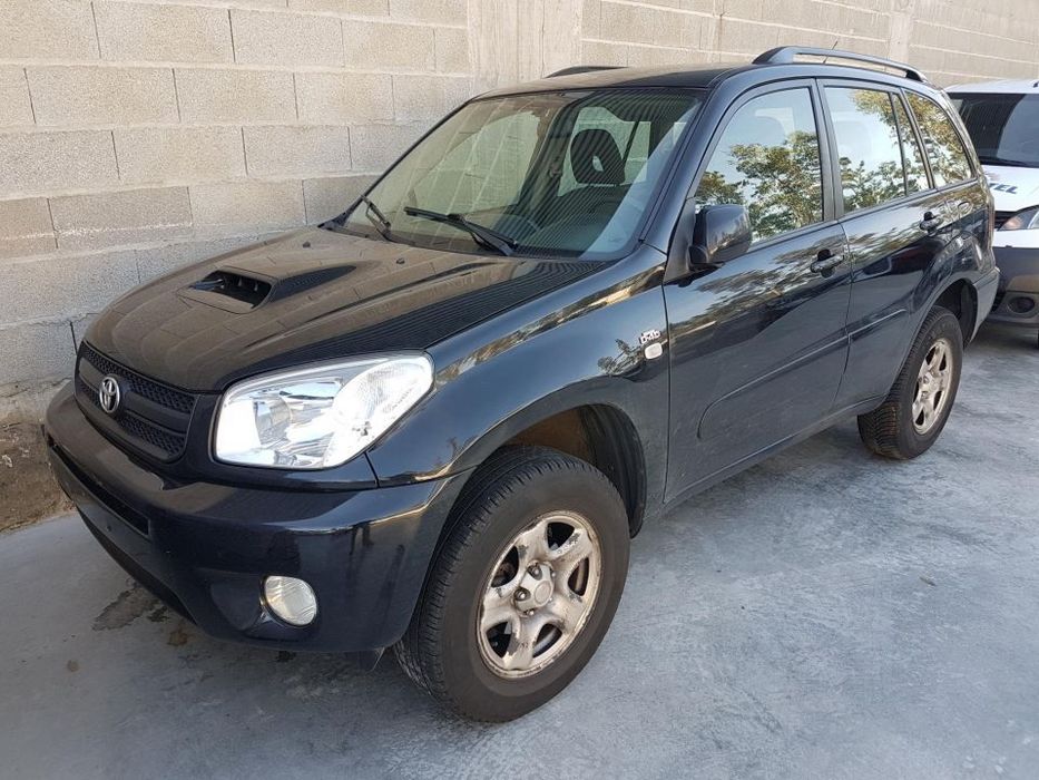 Toyota Rav-4 D4d para peças
