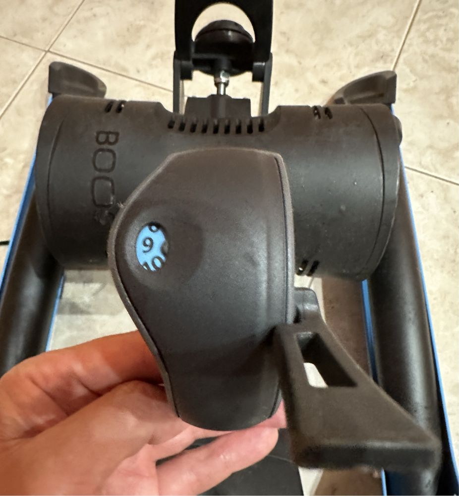 Велотренажер Tacx Boost Trainer.