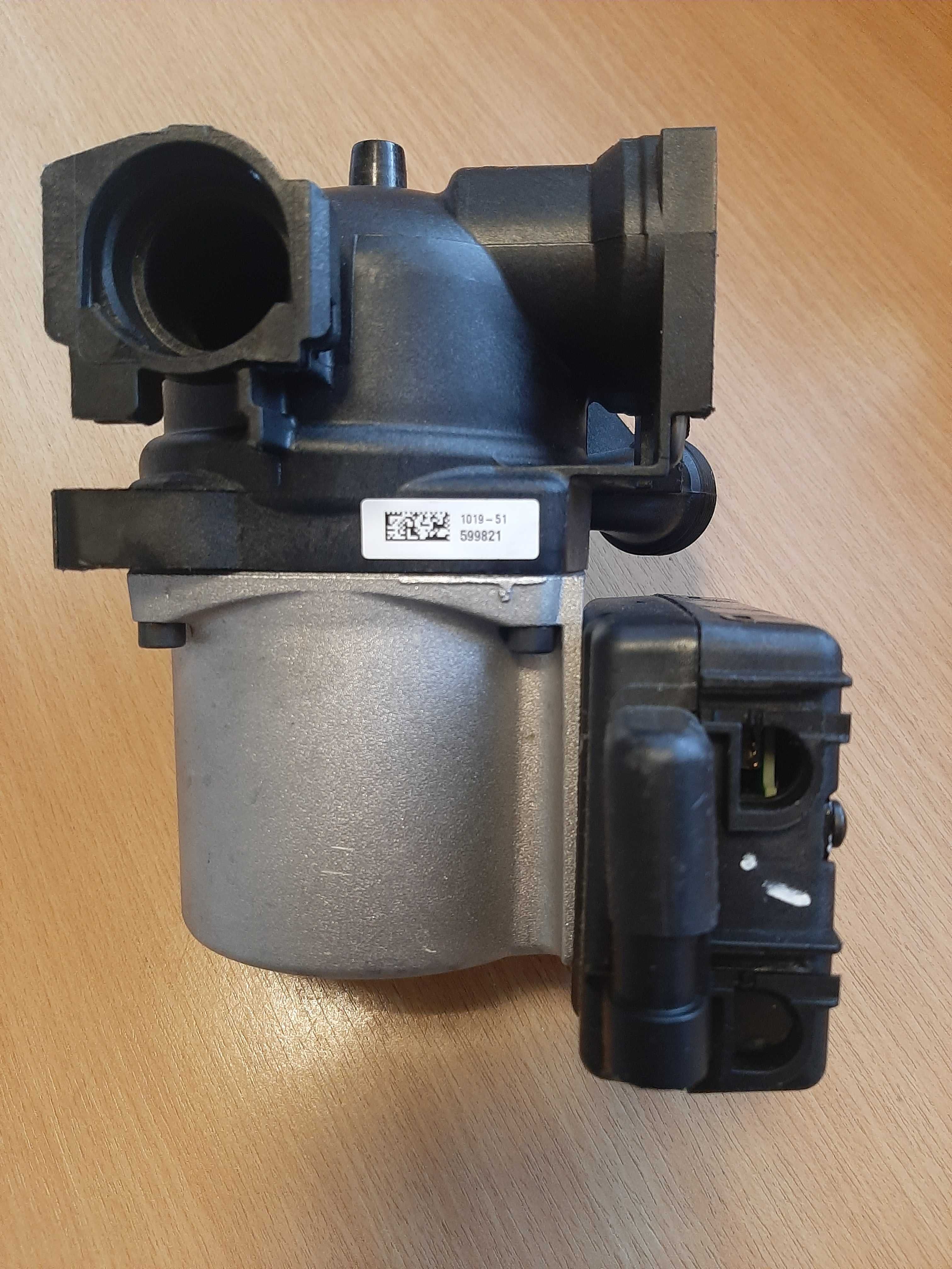 Vaillant pompa Grundfos UPM2 15-70