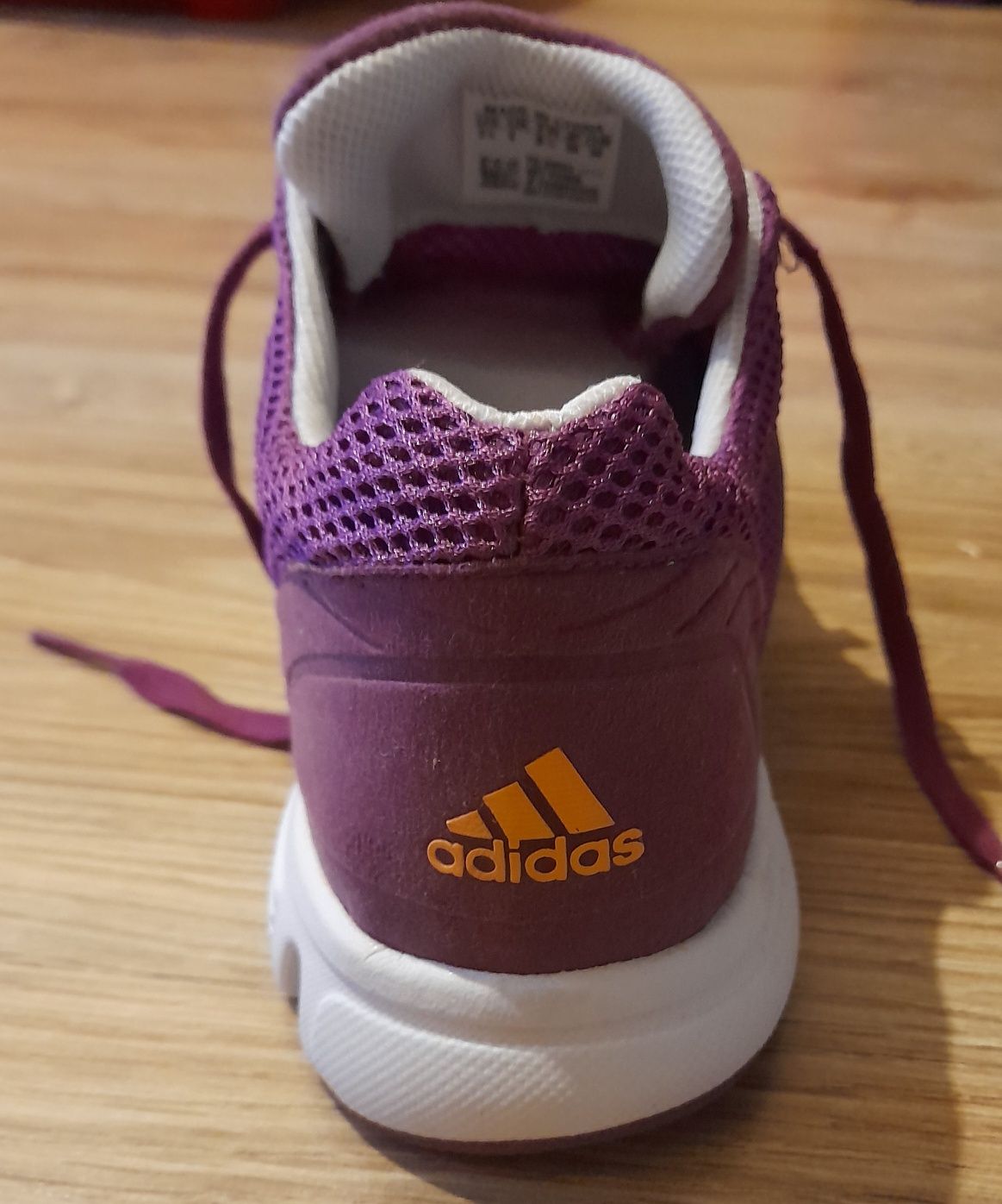 Buty damskie Adidas rozm 39 ( jak nowe)