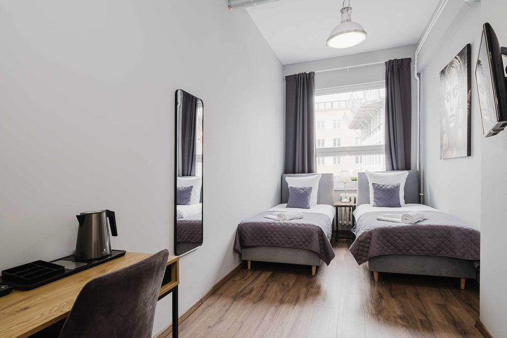 Hostel Hala - Pokoje na wyłączność - WiFi TV Kuchnia - Blisko Dworca