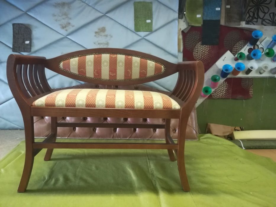 Перетяжка диванов профессионально