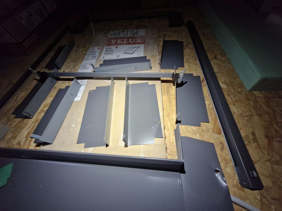 Kołnierz Velux do pokryć płaskich EDL 0000 78×118 MK06