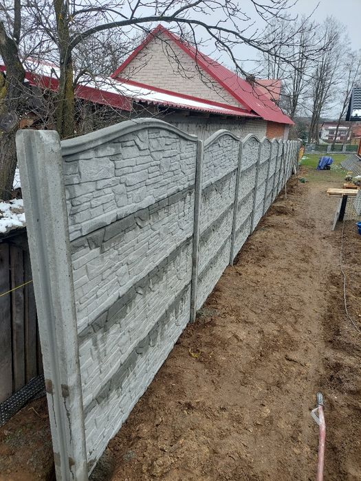 Wykonam montaż ogrodzeń , ogrodzenia , ogrodzenie