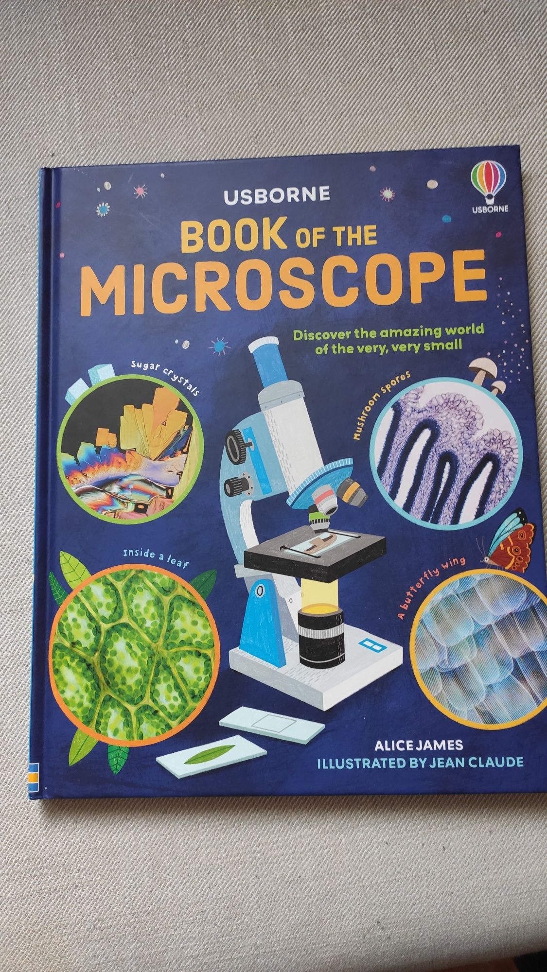 Book of the Microscope - Pod mikroskopem - książka w języku angielskim