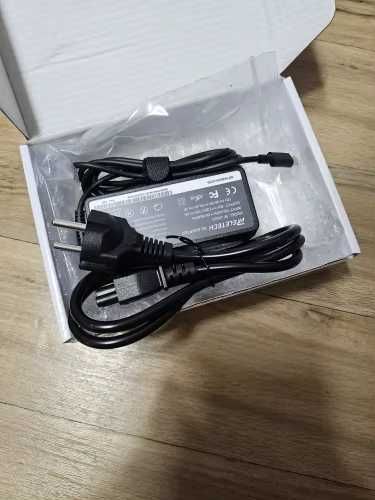 Зарядка для ноутбуків 65W USB-C/ Type-C Адаптер живлення з Type-C
