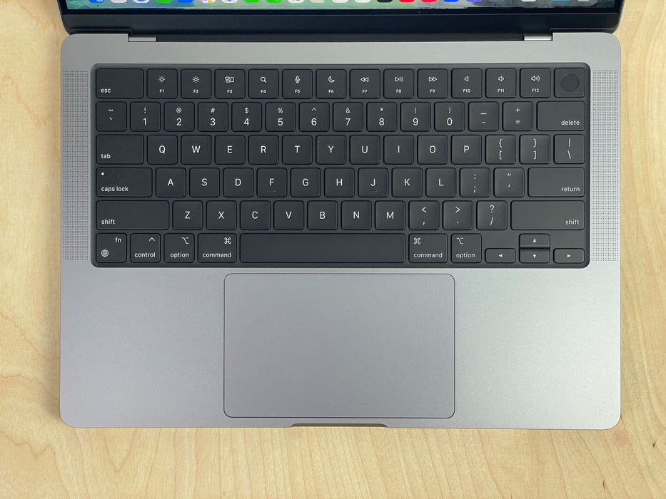 2023 MacBook Pro A2918 14" M3 8GB 512 GB GWARANCJA!