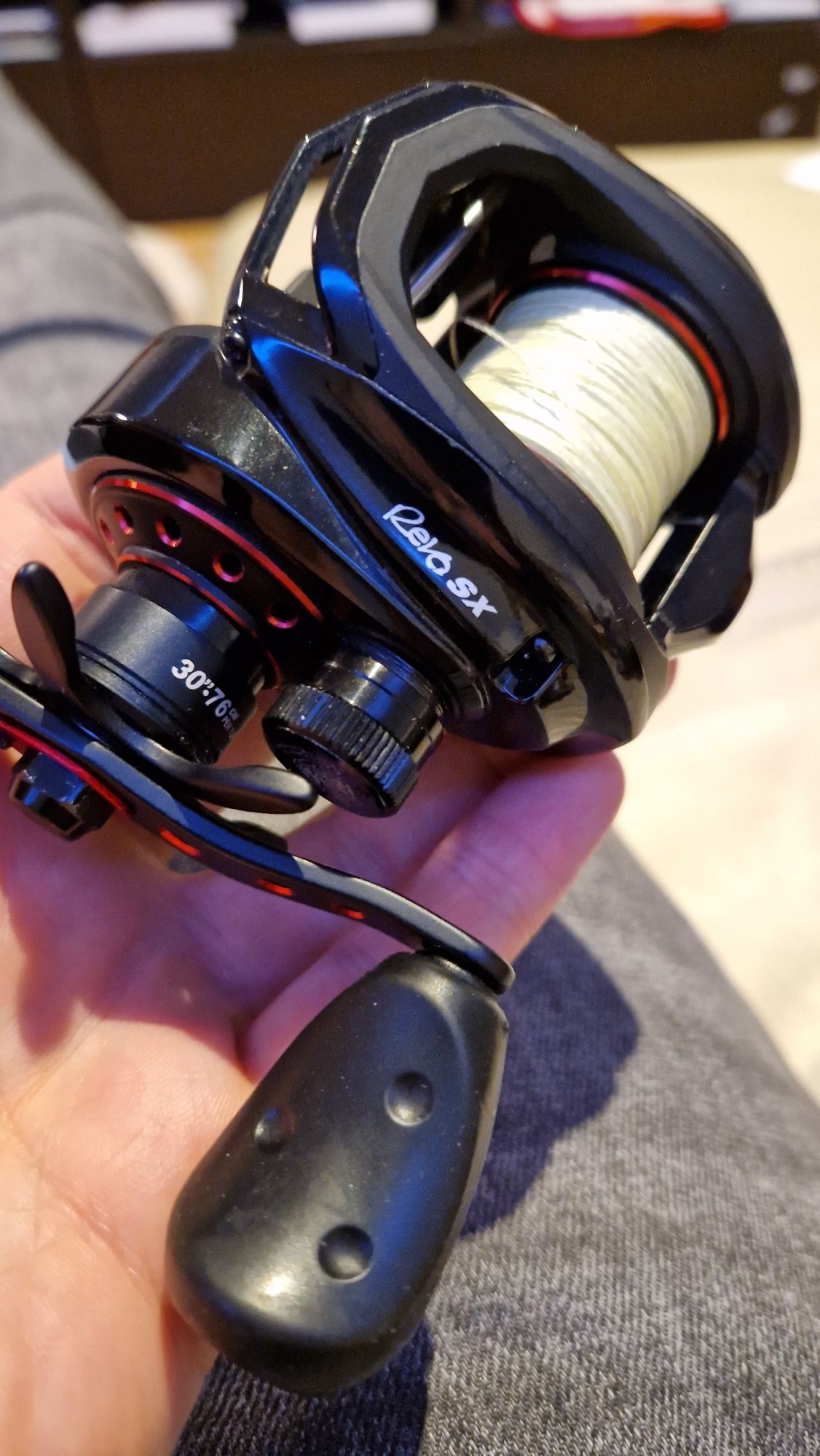 Abu Garcia Revo 4SX 7,3:1 z Drag Clickerem