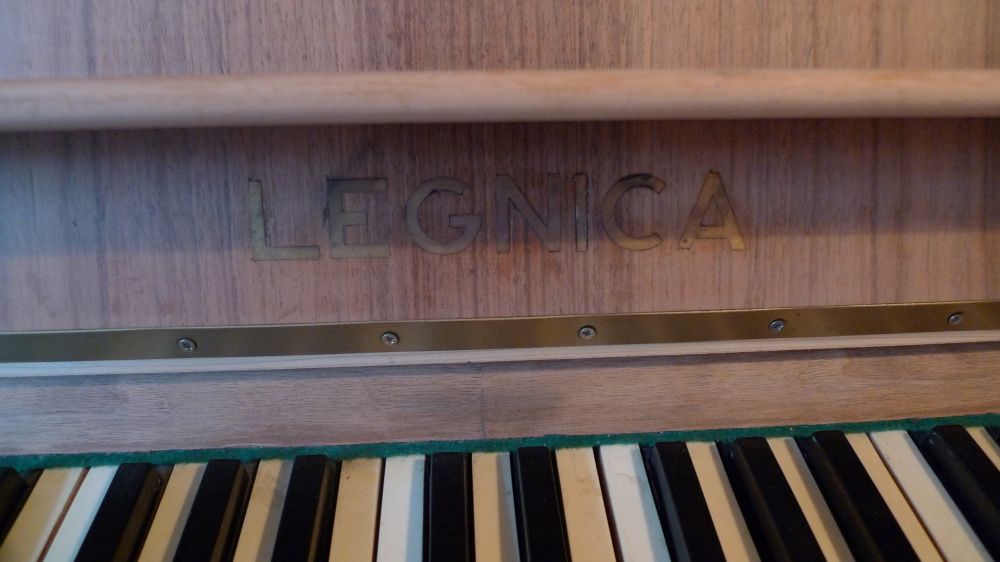 Pianino Legnica ~1965