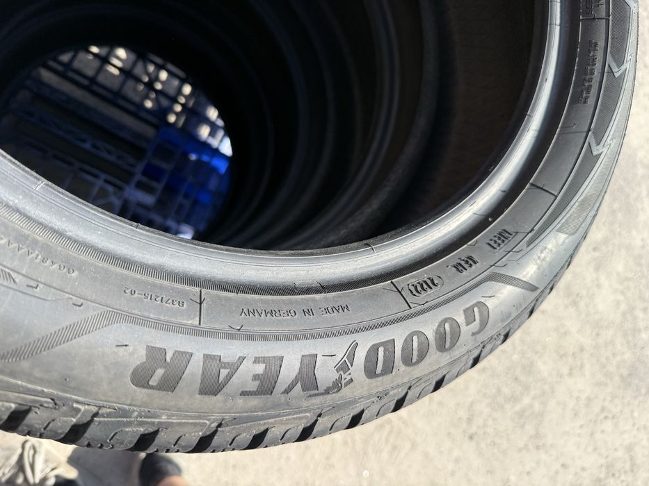 205/55 r17 Goodyear UltraGrip Резина зимняя