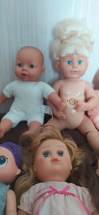 Дитячі ляльки і пупси