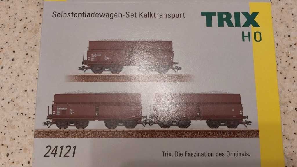 Trix 24121 - Wagony samowyładowcze, ÖBB, epoka IV