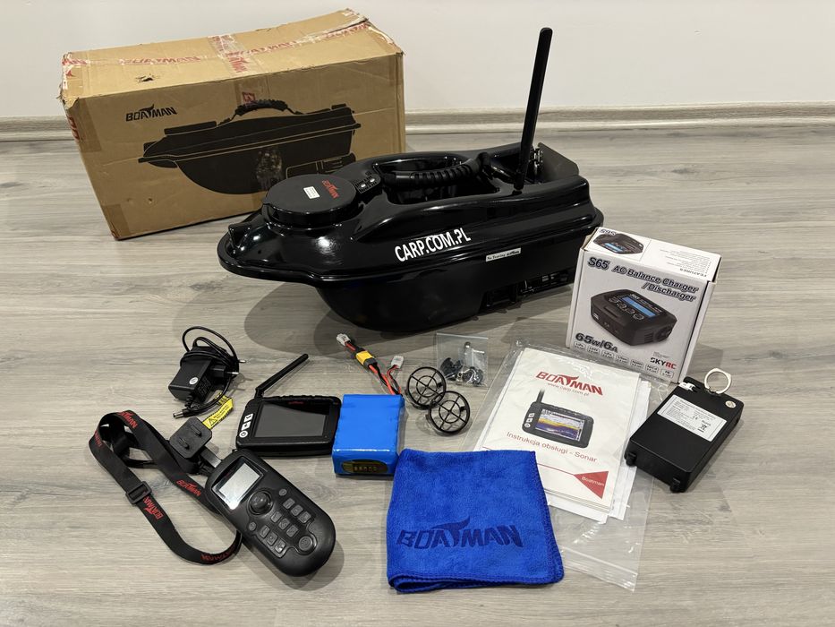 Łódka zanętowa Boatman Actor Pro Echosonda + GPS Autopilot