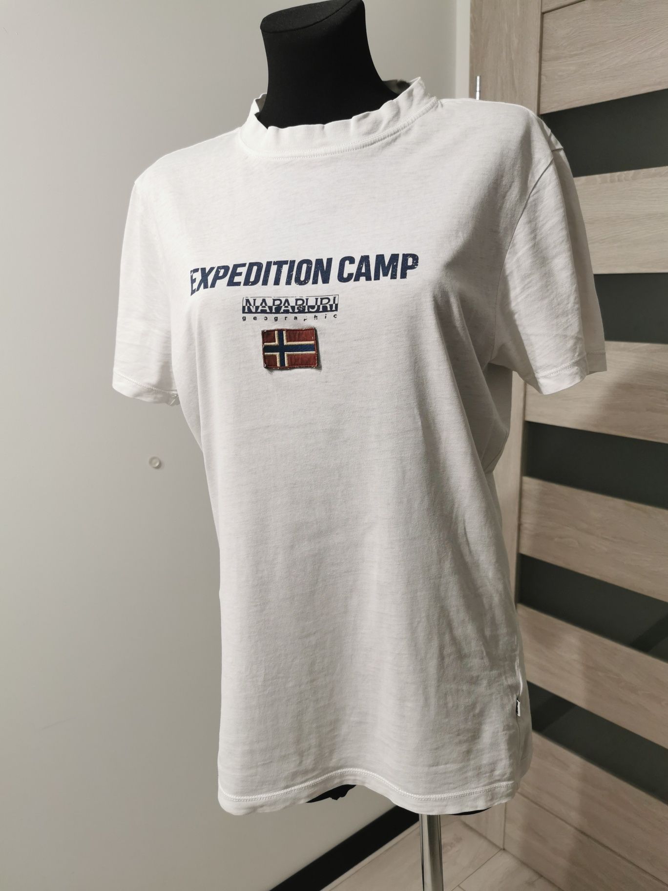 T-shirt męski Napapijri – rozmiar M