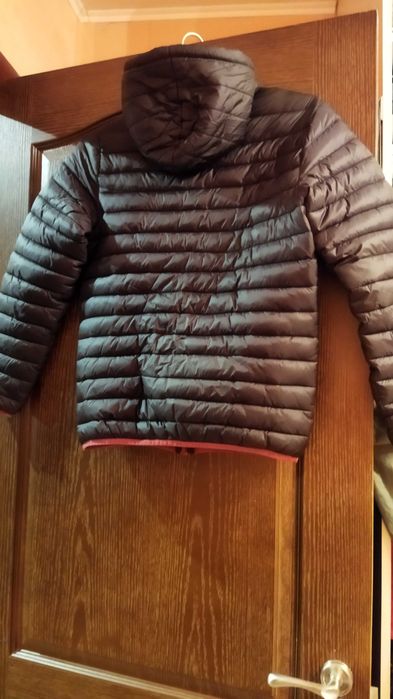 Куртка чорна нейлон