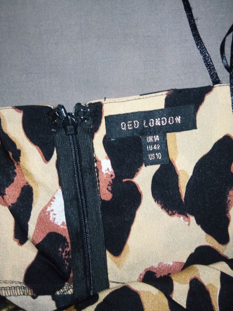 Сукня, сарафан Qed London