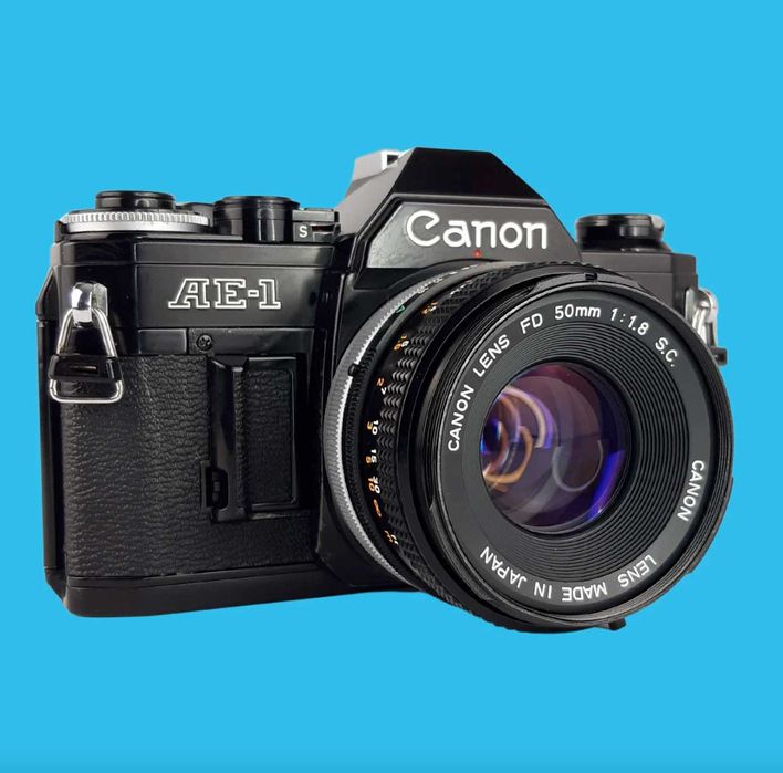 Canon AE-1 Preta + Canon FD 50mm f/1.8 Prime - (testada e limpa)