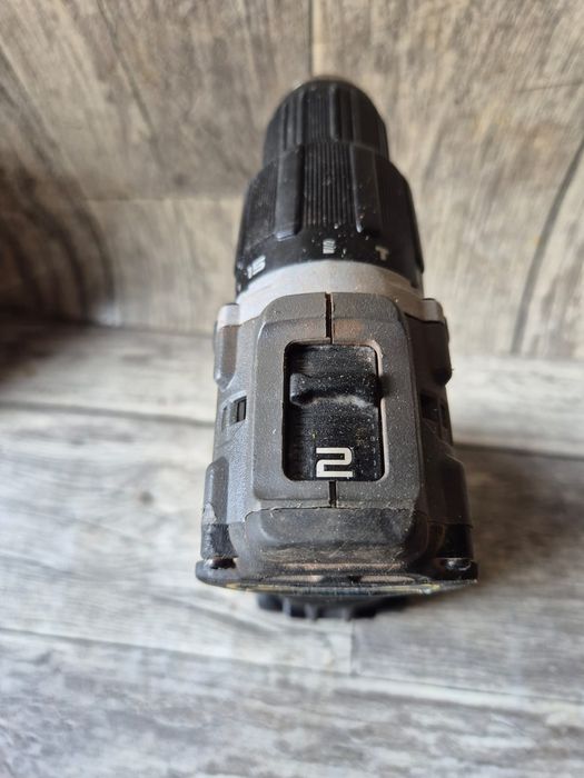 Dewalt DCD 100 wiertarko wkrętarka z baterią 4ah