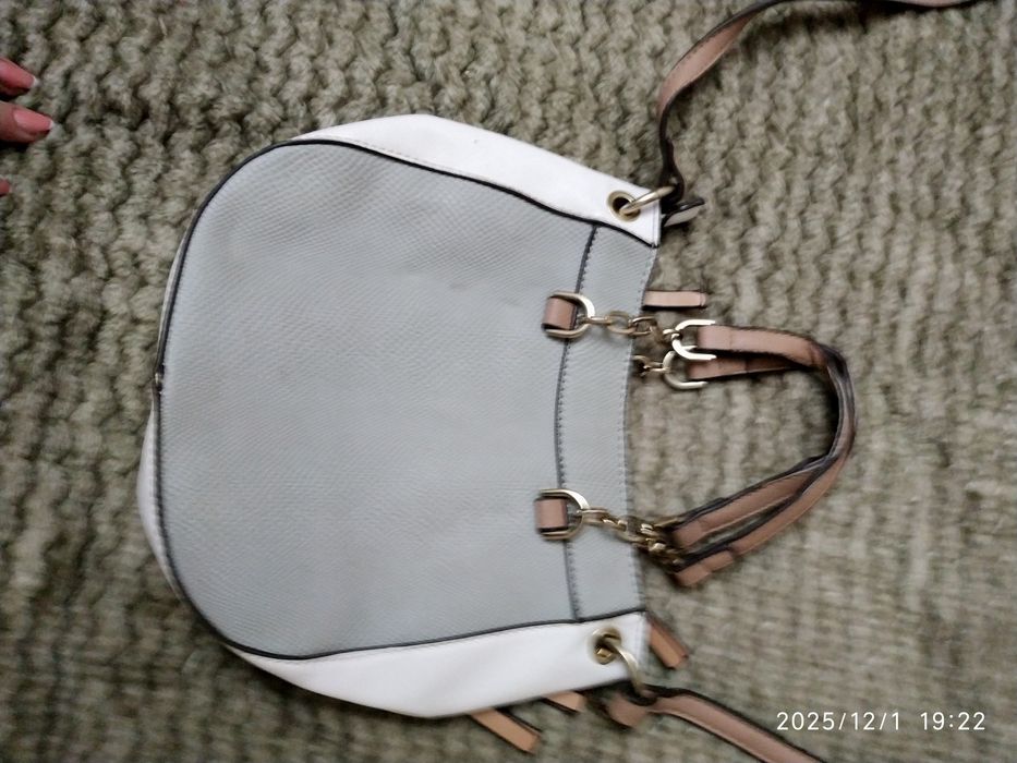 Сумка жіноча шкіряна сірого кольору