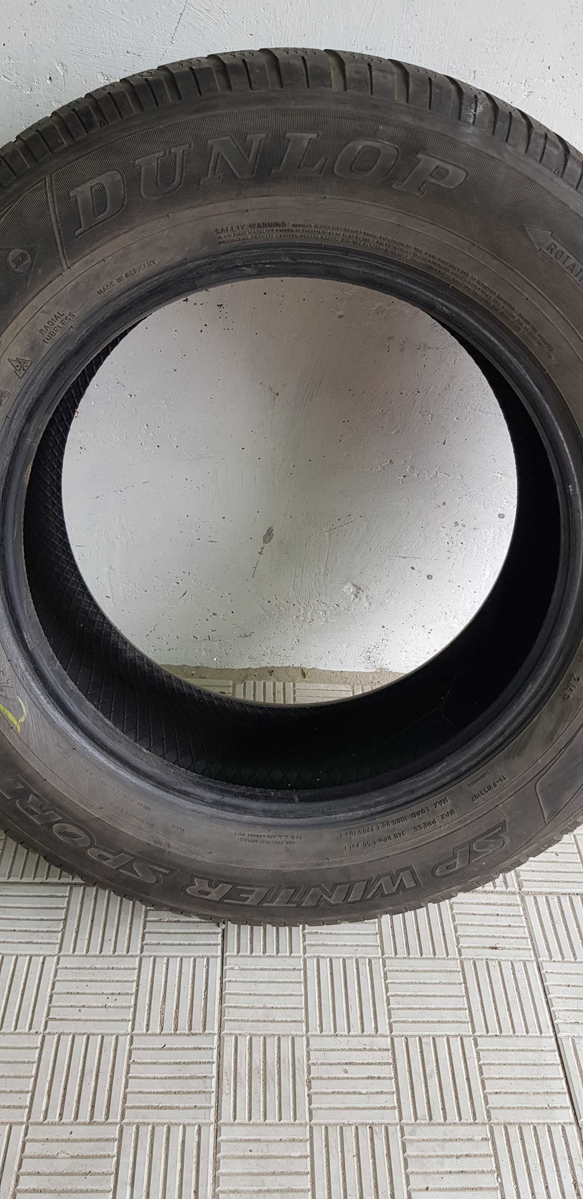 Продам шини автомобільні Dunlop 235/65R17