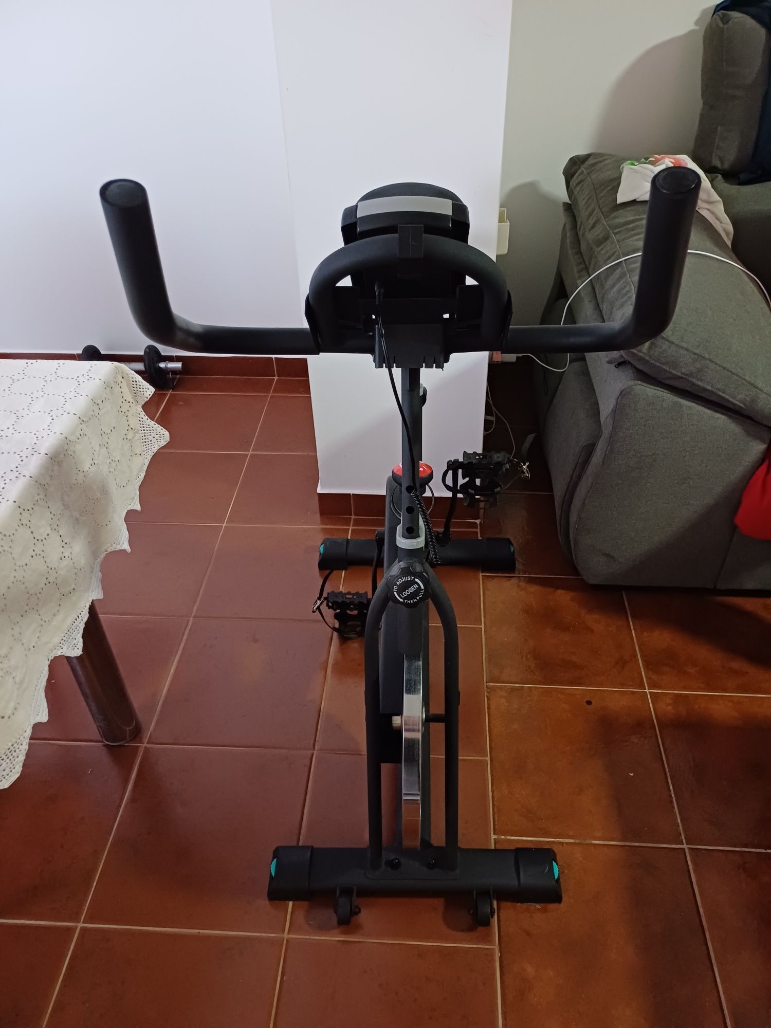 Bicicleta  Estatatica Igual a novo