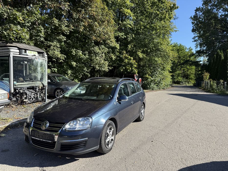 Volkswagen Golf Kombi 2009 rok klima