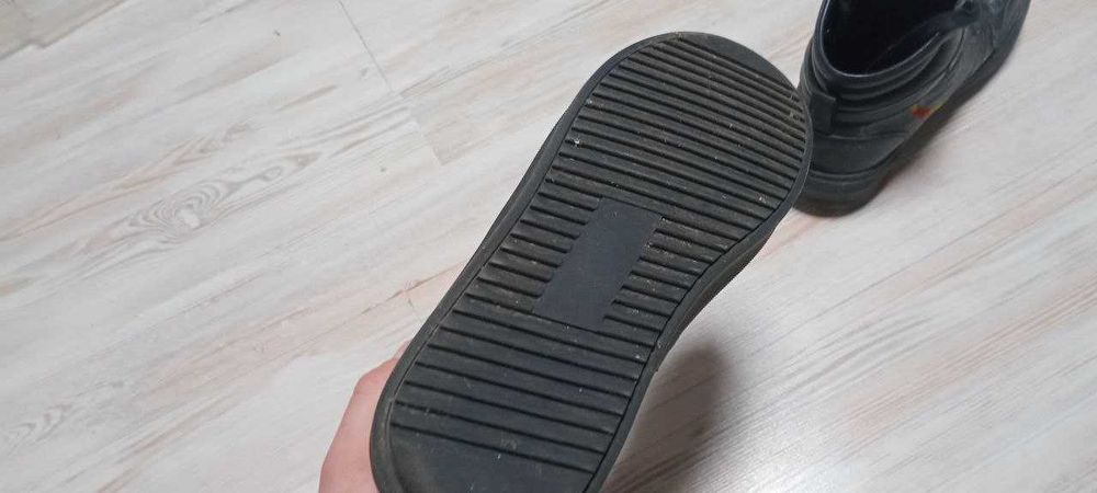 Louis Vuitton 40р (26см по устілці)