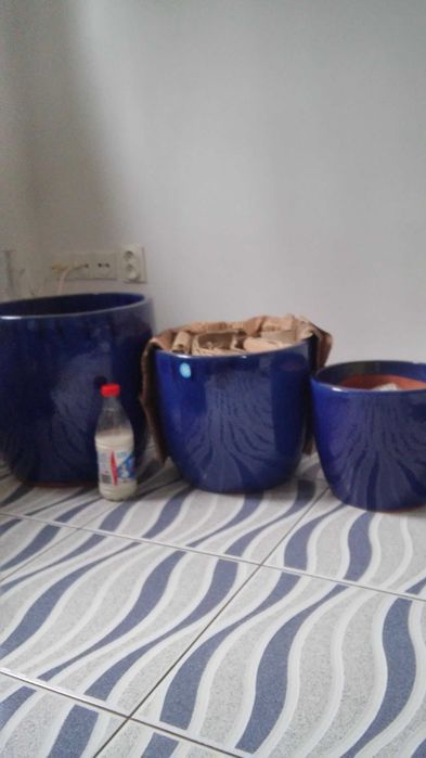 Sprzedam donice kobaltowe, ceramiczne