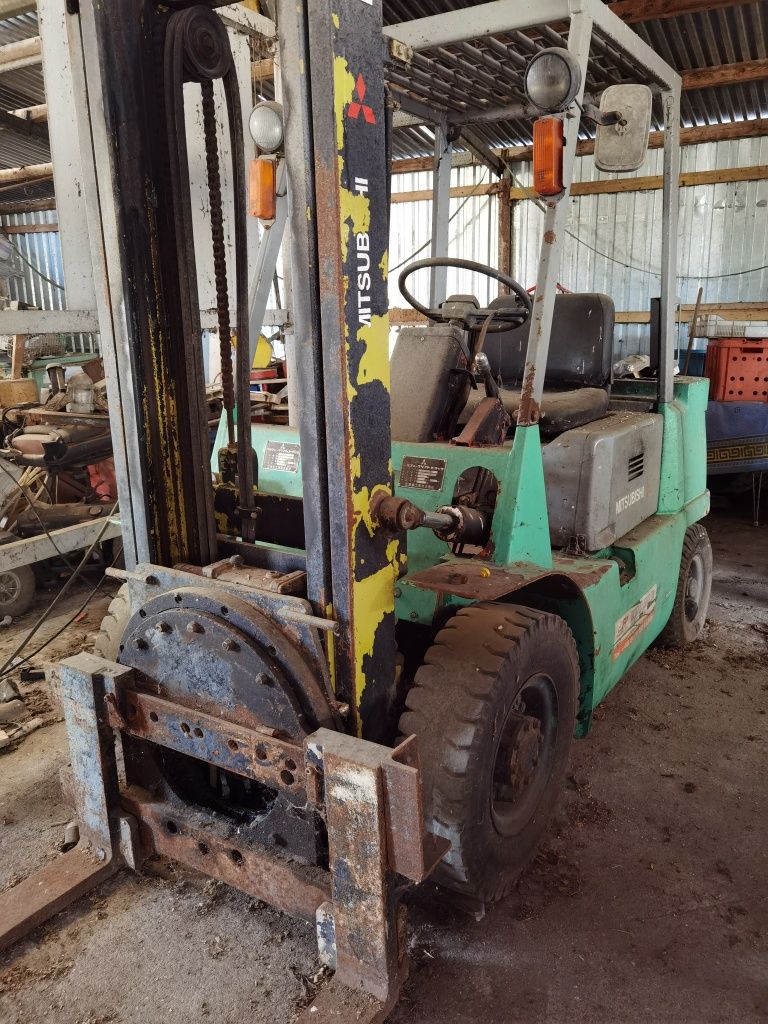 Widlak Mitsubisi 2.5t