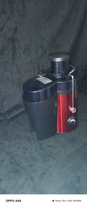 Espremedor de Frutas e Legumes