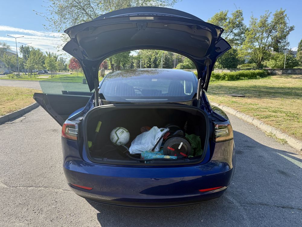 Tesla Model 3 Performance 2018 | Ракета на колесах! 0-100 за 3.3 сек