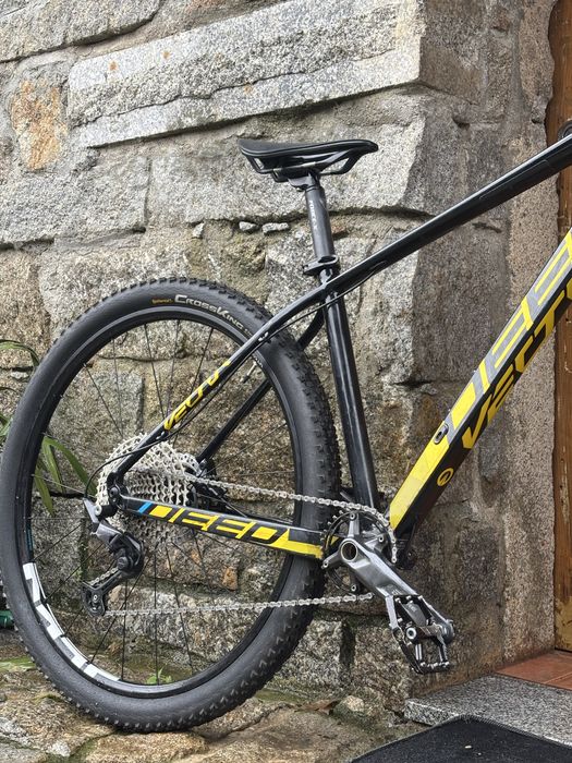 Deed vector 246 (bicicleta btt)