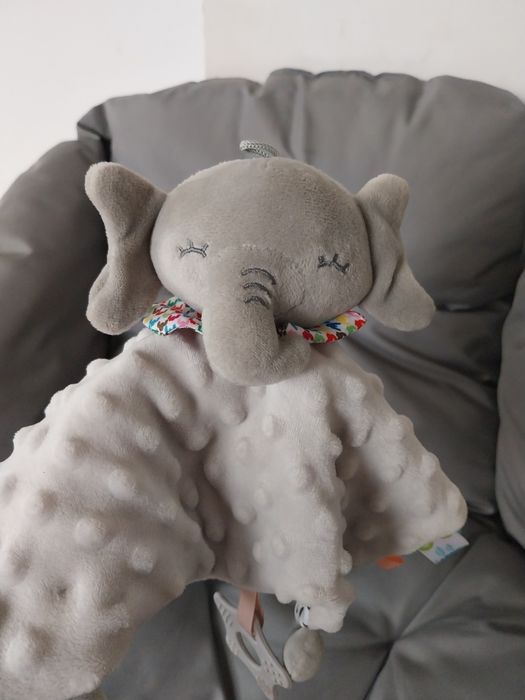 Przytulanka minki slonik,chusta,uspokajacz,sensoryczny,szeleścik.