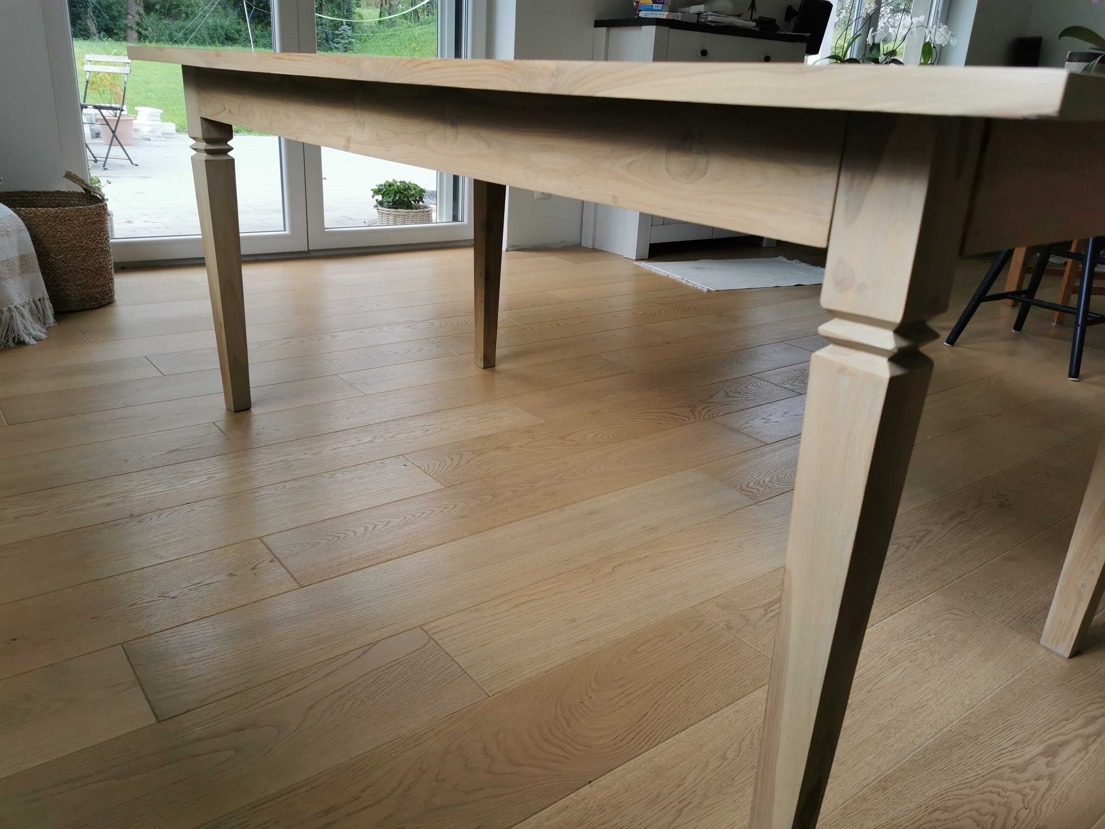Stół  drewniany teak