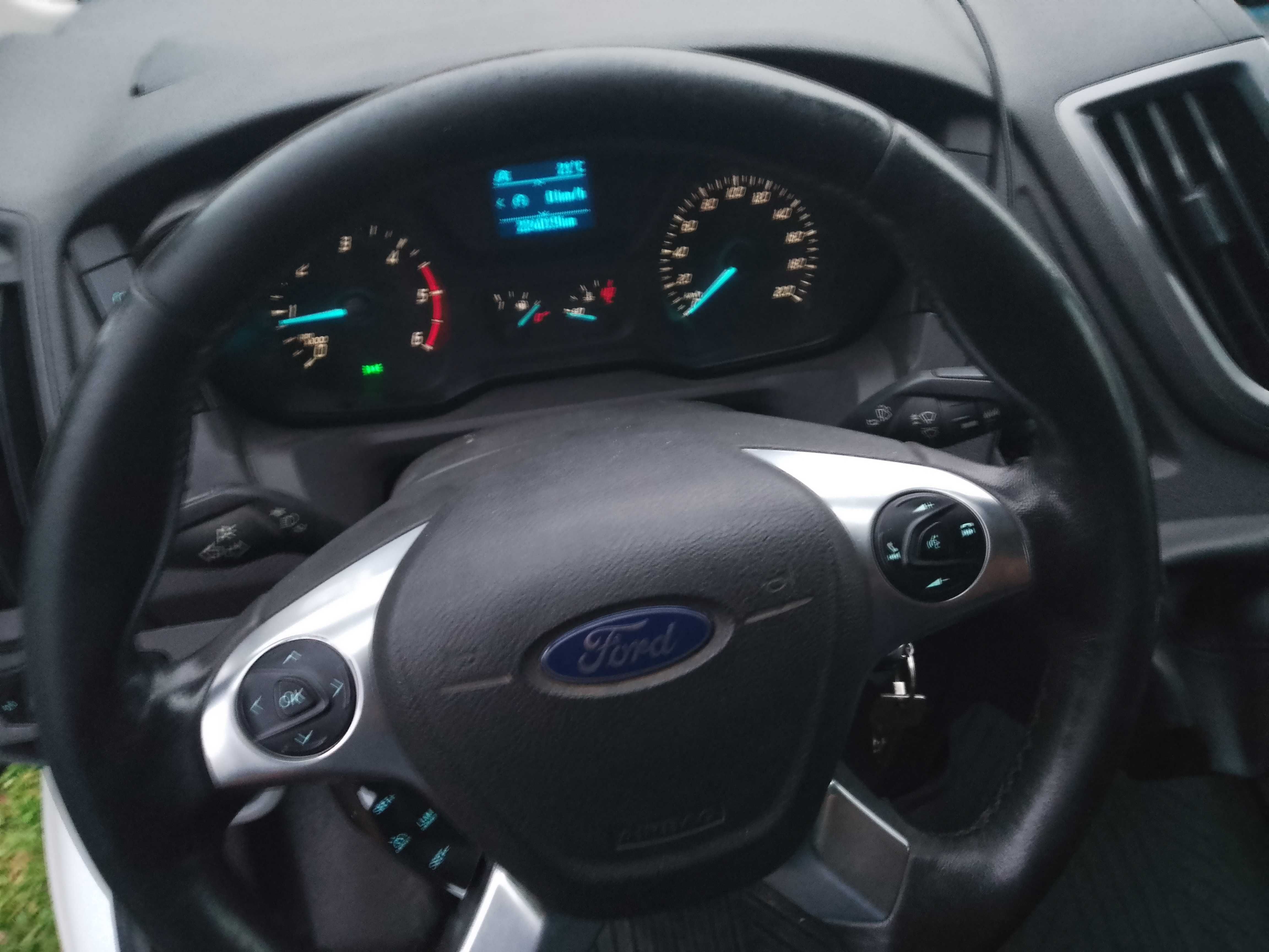 Ford transit mk8 2.0 TDCi 2017r el i grzane fotele czujniki parkowania