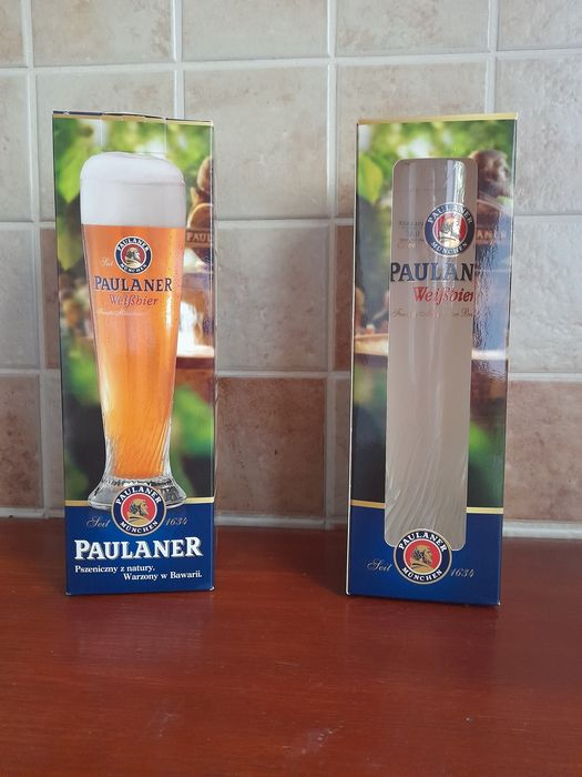 Zestaw  kolekcjonerskich szklanek Paulaner Weissbier do piwa .