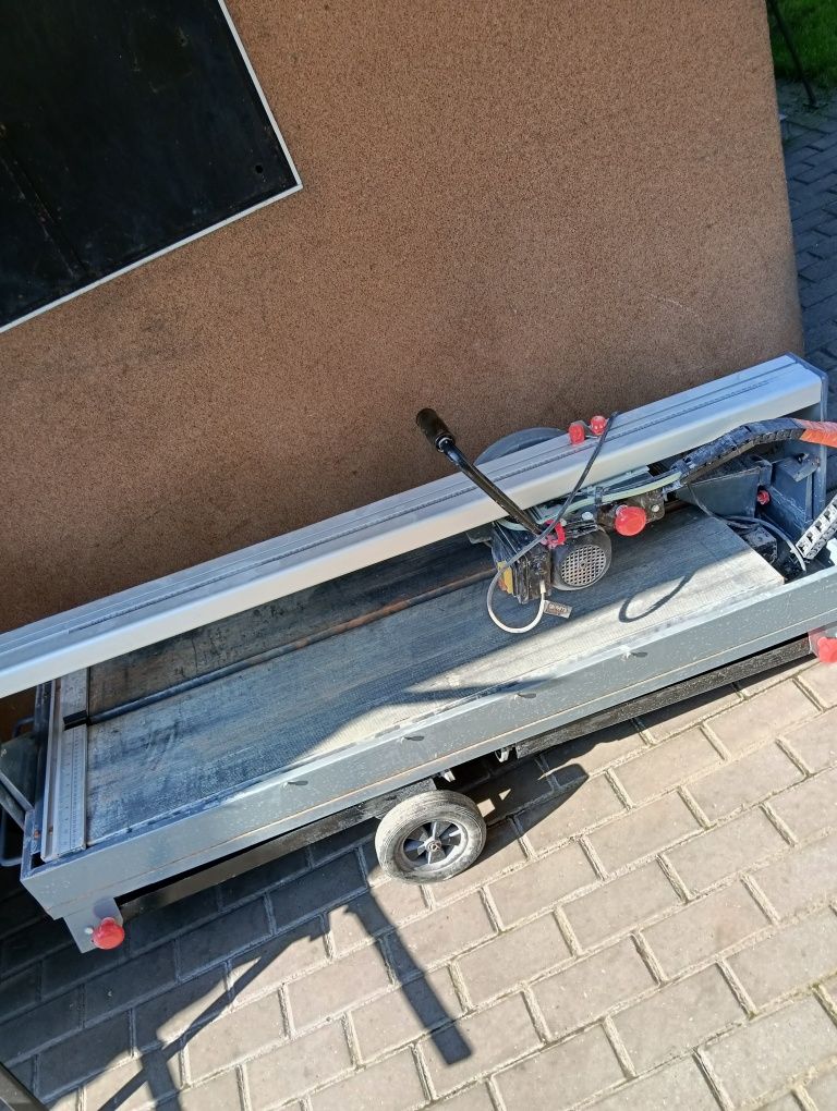 Maszyna wodna graphite