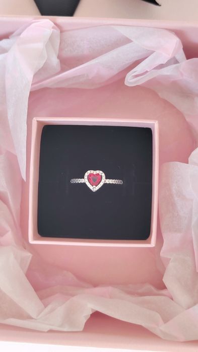 PANDORA 'Elevated Red Heart Ring'