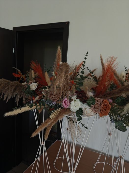 stojaki ślubne weselne boho dekoracje rustykalne na stoły